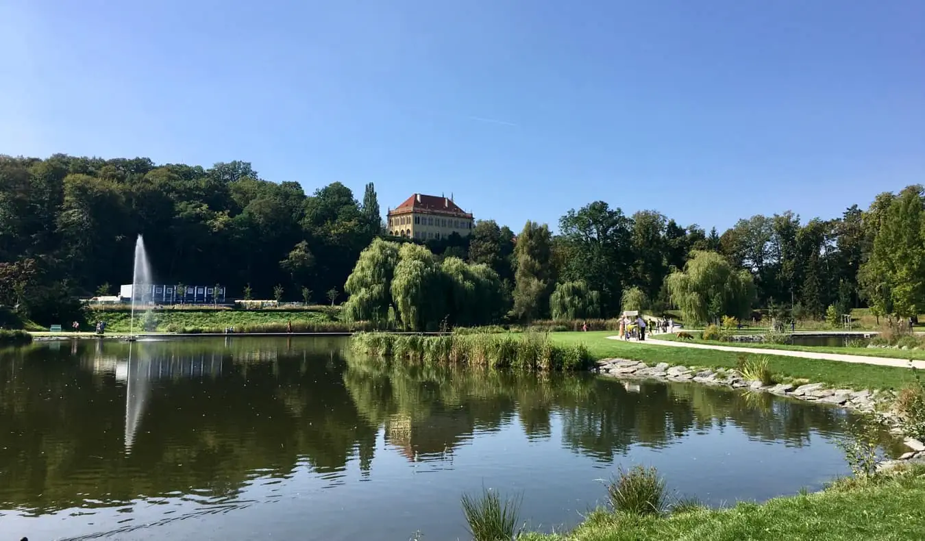 A pihentető Stromovka park Prágában, Csehországban