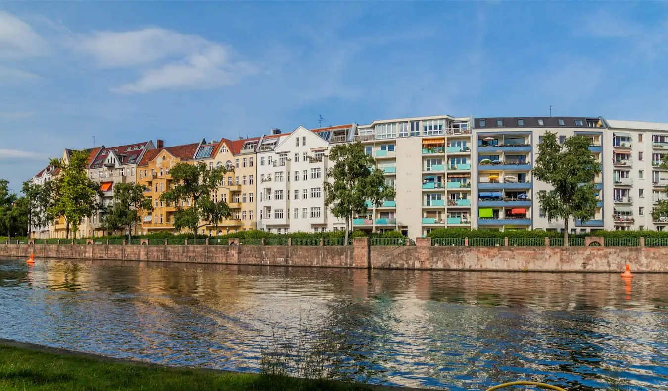 Dejlige lejligheder langs vandet i Charlottenburg, Berlin, Tyskland