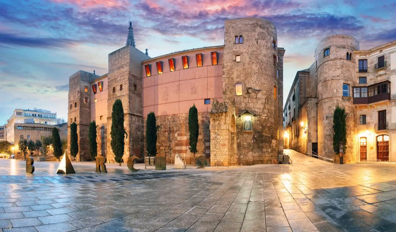 Els edificis històrics emblemàtics del Barri Gòtic de Barcelona, ​​Espanya