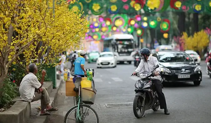 jalan Vietnam yang sibuk