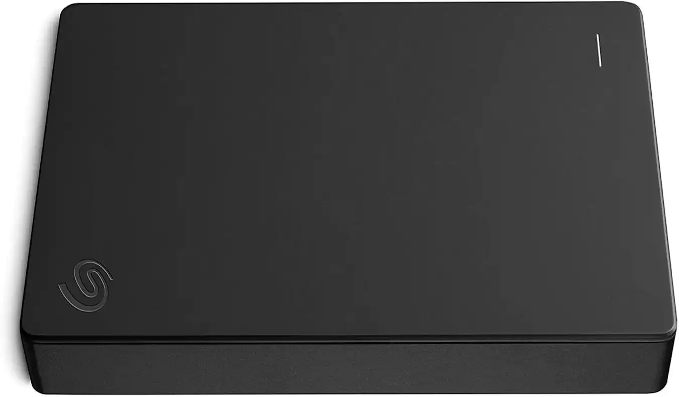 Un disc dur extern negre