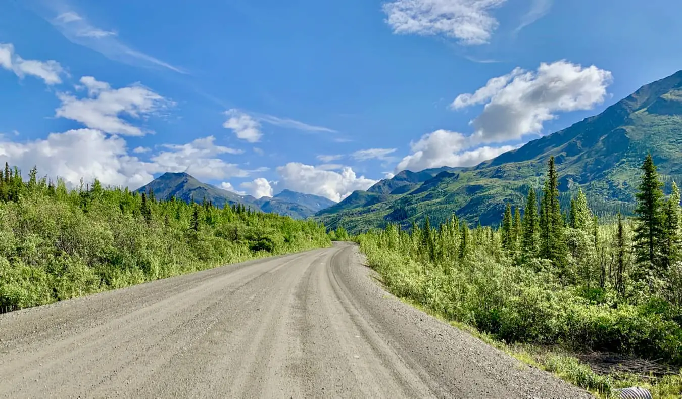 A rodovia Dempster em Yukon, Canadá