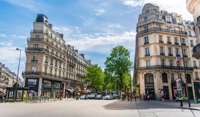 Den fantastiska historiska arkitekturen i Paris, Frankrike