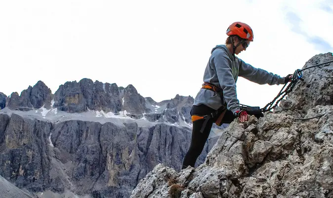 la viaggiatrice che supera le paure e viaggia da sola