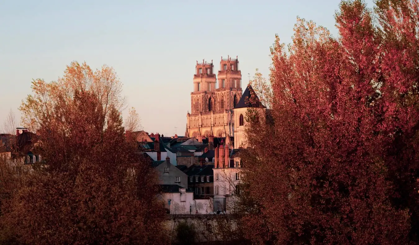 La ville historique d'Orléans et elle