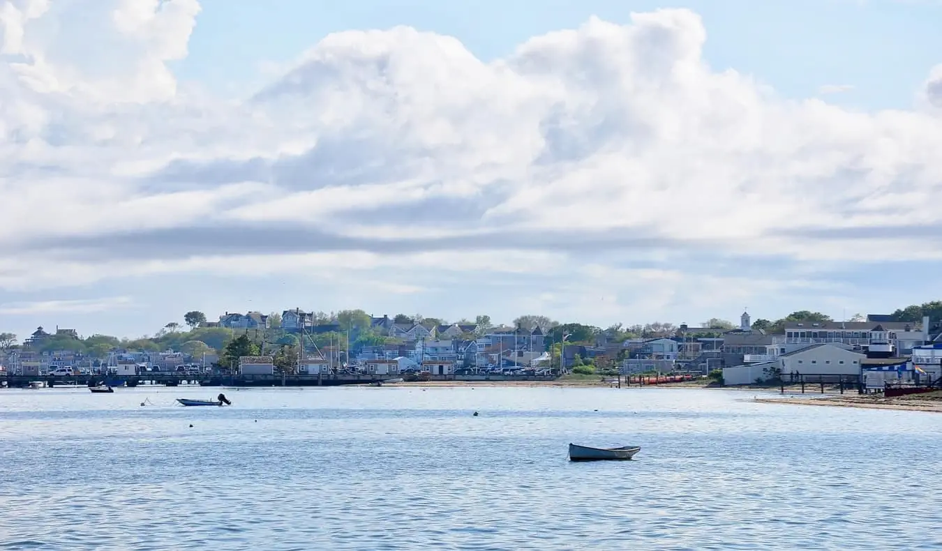 Una vista panorámica del agua en Provincetown, MA