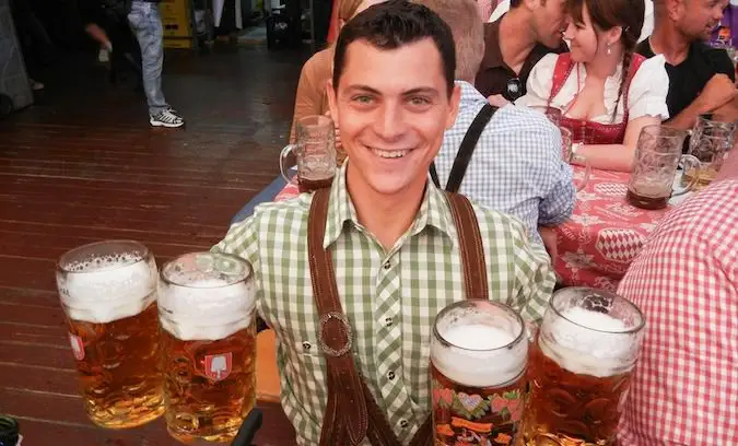 Πώς να επιβιώσετε το Oktoberfest