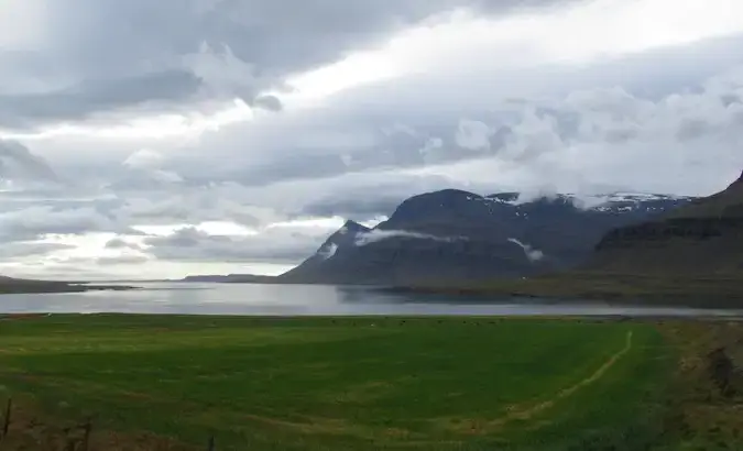 Des fjords sur la côte est qui pourraient rivaliser avec la Norvège