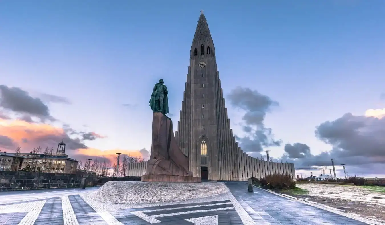 Hallgrímskirkja, die Hauptkirche in Reykjavik, Island