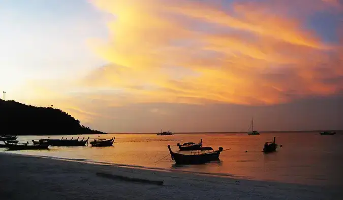 paglubog ng araw sa Ko Lipe