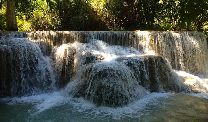 Die berühmten Kuang Si-Wasserfälle