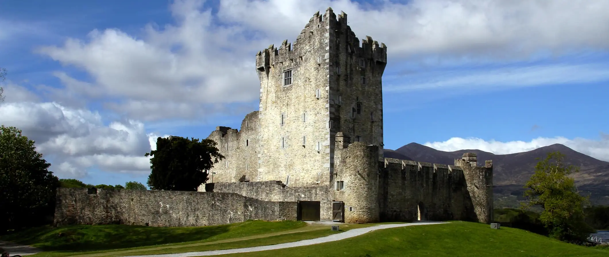 et slott på landsbygda i Connemara, Irland