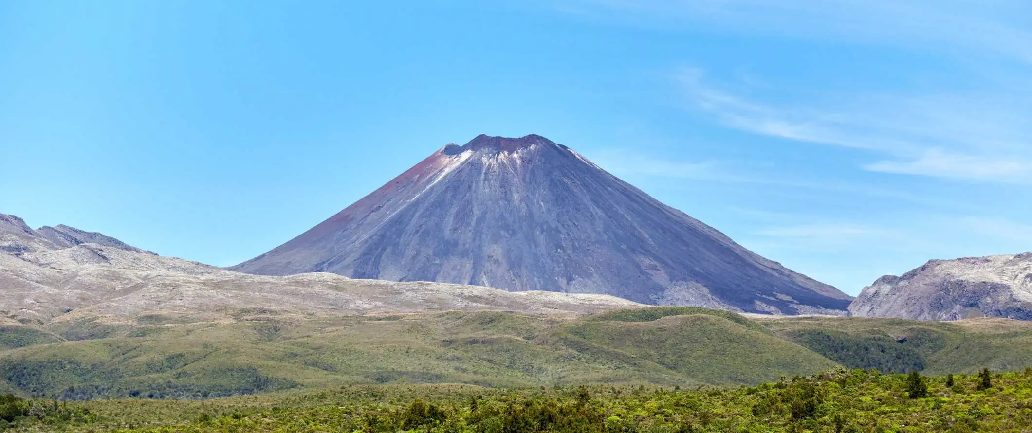 Mount Tauhara, isang natutulog na bulkan malapit sa Taupo, New Zealand.