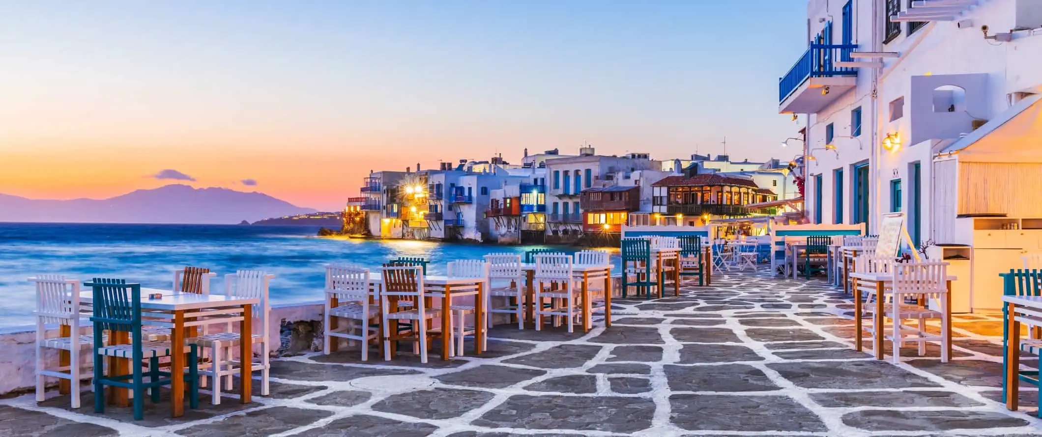 Le port et le quartier de la Vieille Venise sur l'île de Mykonos en Grèce.