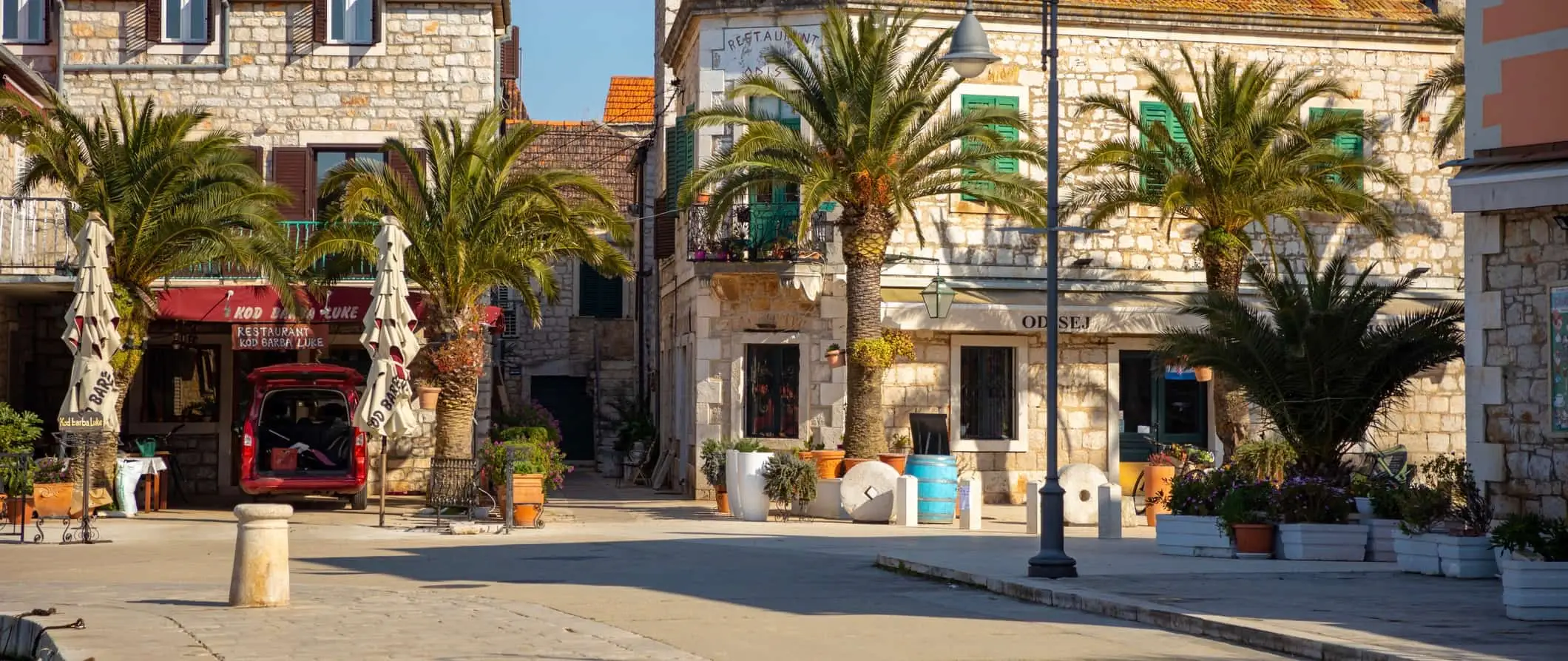 De historiske gamle bygningene i Dubrovnik, Kroatia