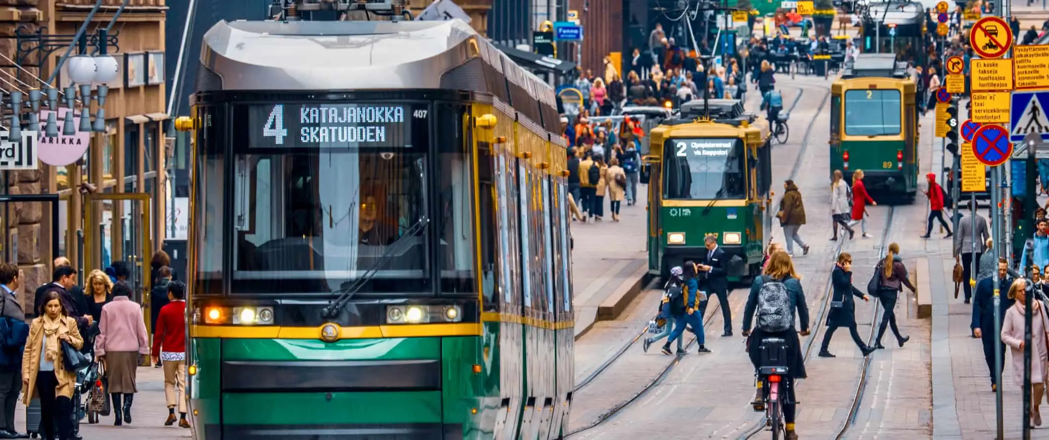 Tihe ühistransport Soomes Helsingi kesklinnas