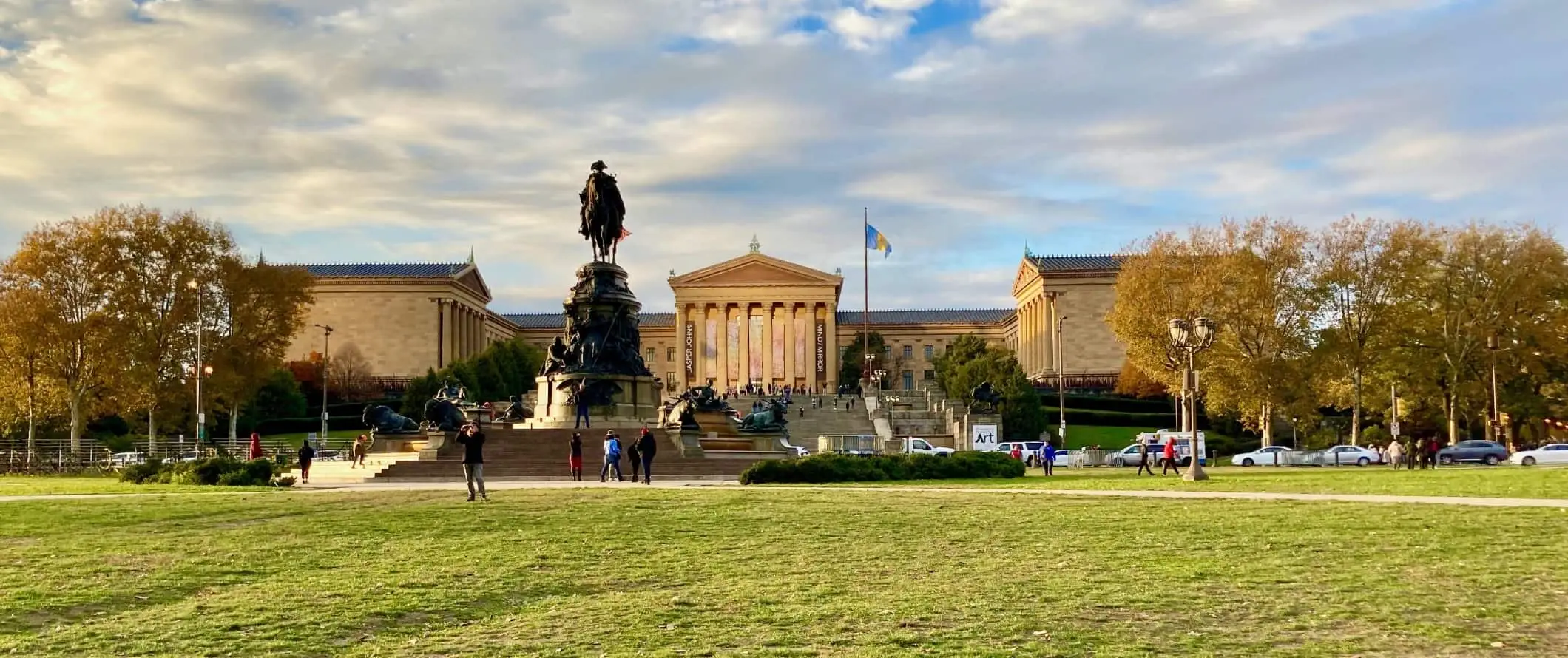 Philadelphia, ABD'deki Sanat Müzesi'nin panoramik görünümü