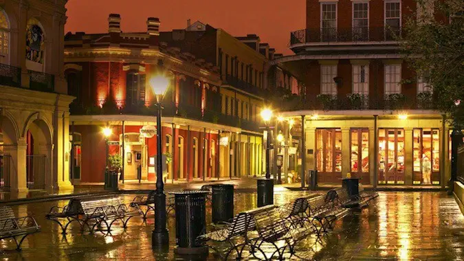 Những tòa nhà đẹp và lịch sử của New Orleans, Mỹ về đêm